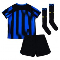 Billiga Inter Milan Barnkläder Hemma fotbollskläder till baby 2023-24 Kortärmad (+ Korta byxor)